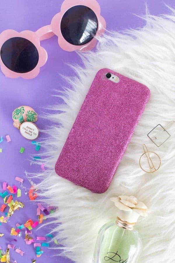 Make a Glitter DIY Phone Case in Four Easy Steps! #DIY #craft